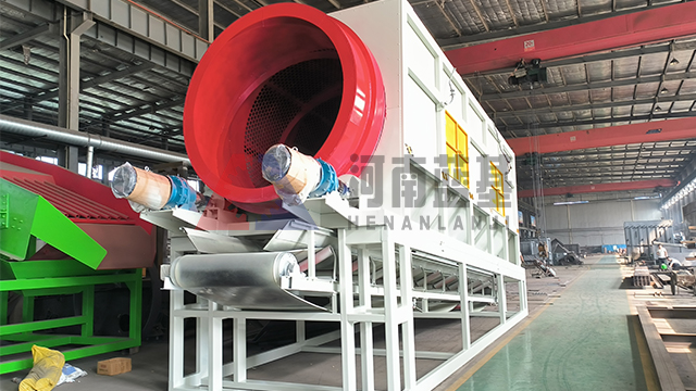 垃圾篩分設(shè)備滾筒篩和振動(dòng)篩的優(yōu)勢